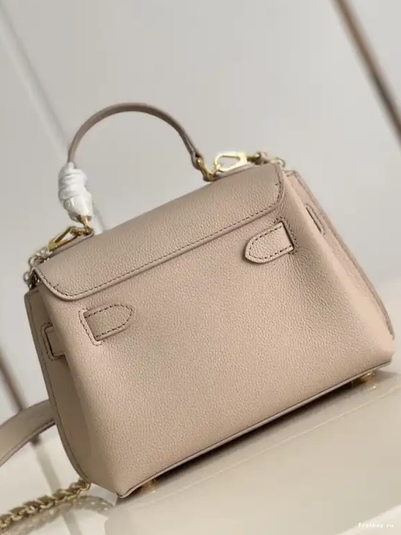 Frstbag ru LOUIS VUITTON LOCKME MINI EVER 0615